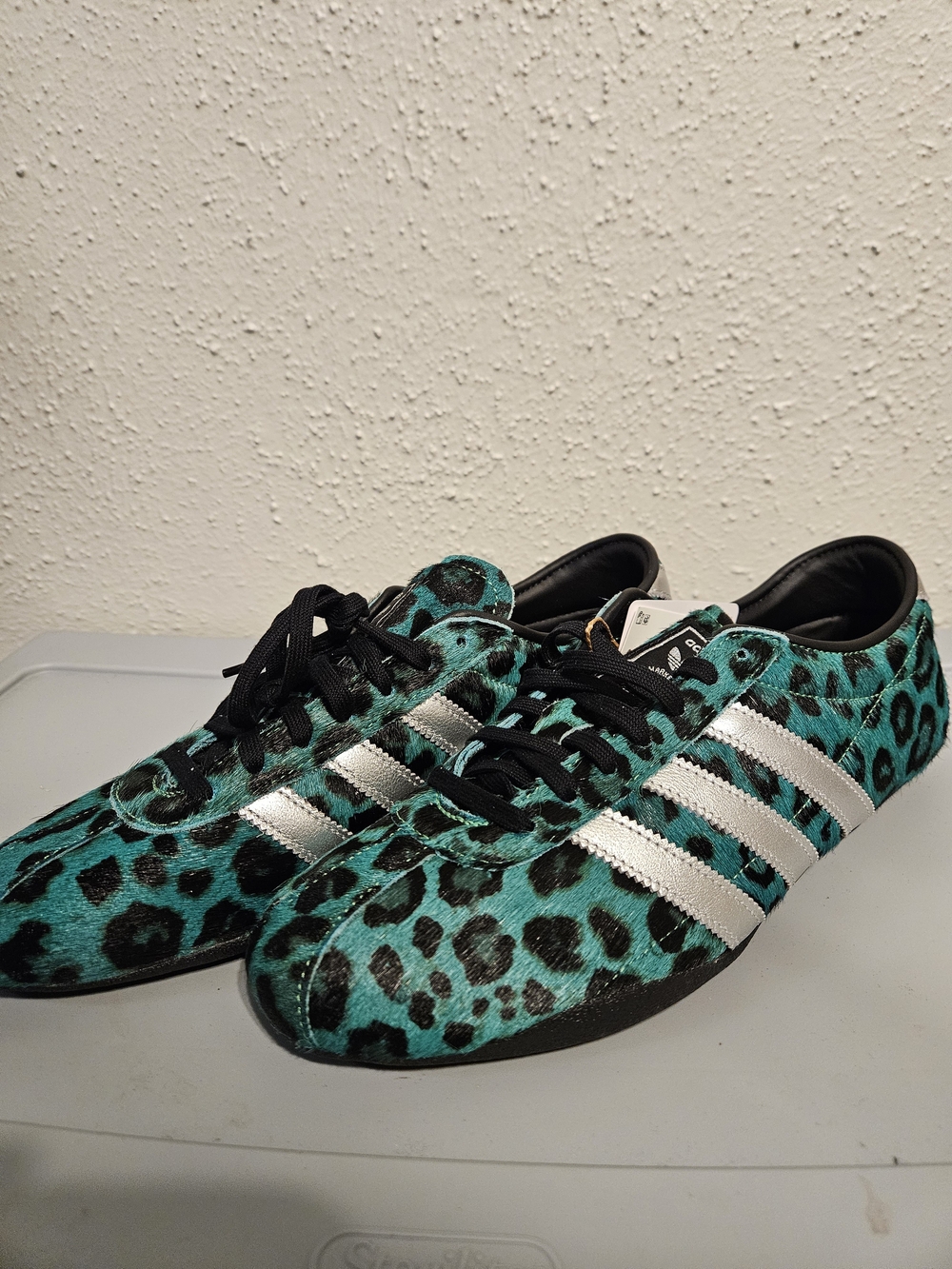 adidas Tokyo Women's Low Top Sneaker Real Cow Animal Print Fur  IH6637